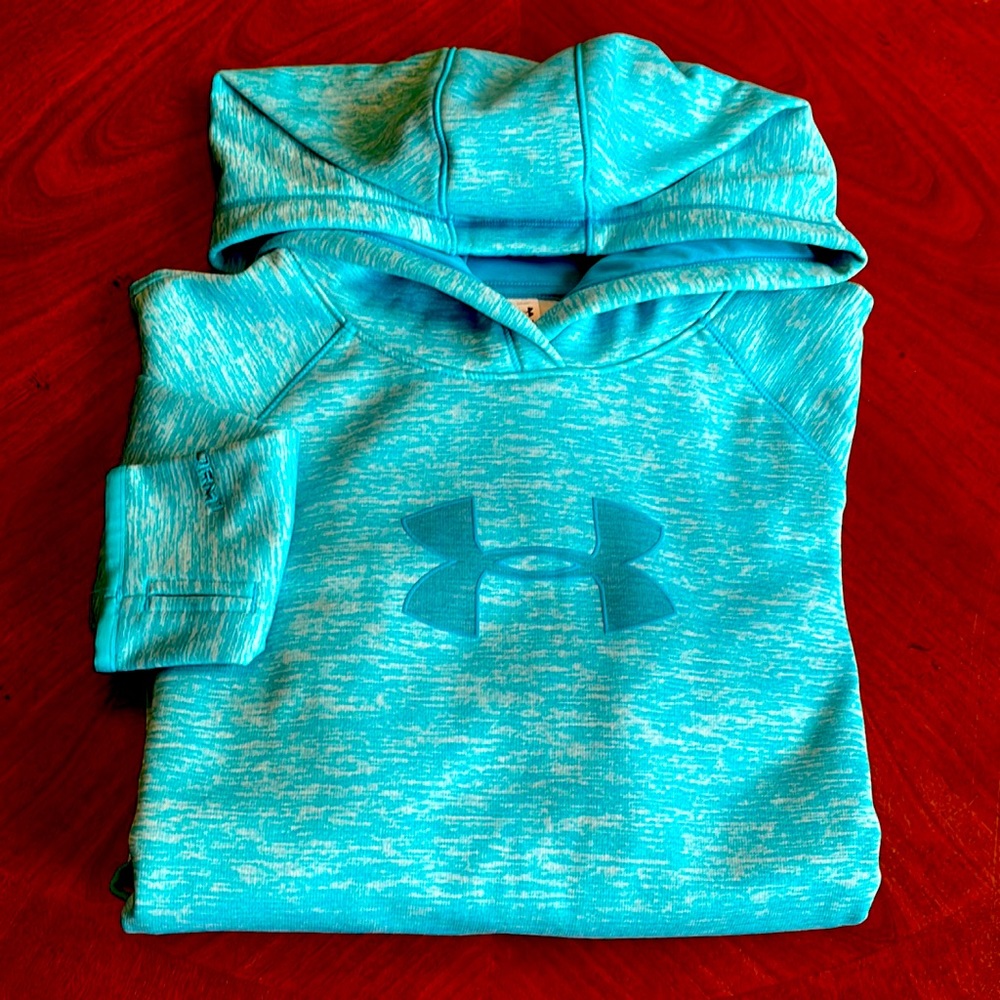 Under Armour Cold Gear Hoodie. Size Medium. NWOT